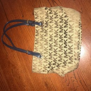 Michael kors side bag